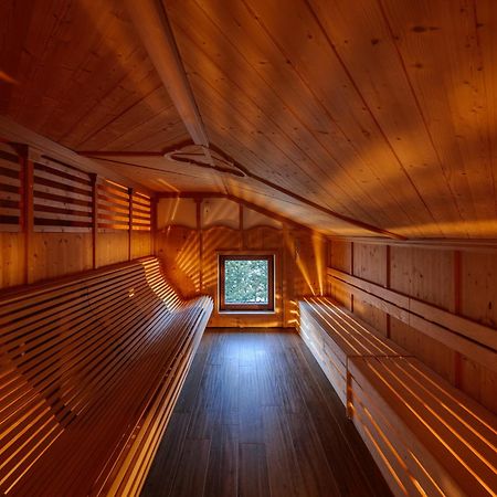 Montana Lodge & Spa, By R Collection Hotels Ла Туил Екстериор снимка