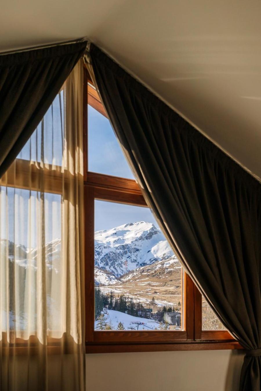 Montana Lodge & Spa, By R Collection Hotels Ла Туил Екстериор снимка