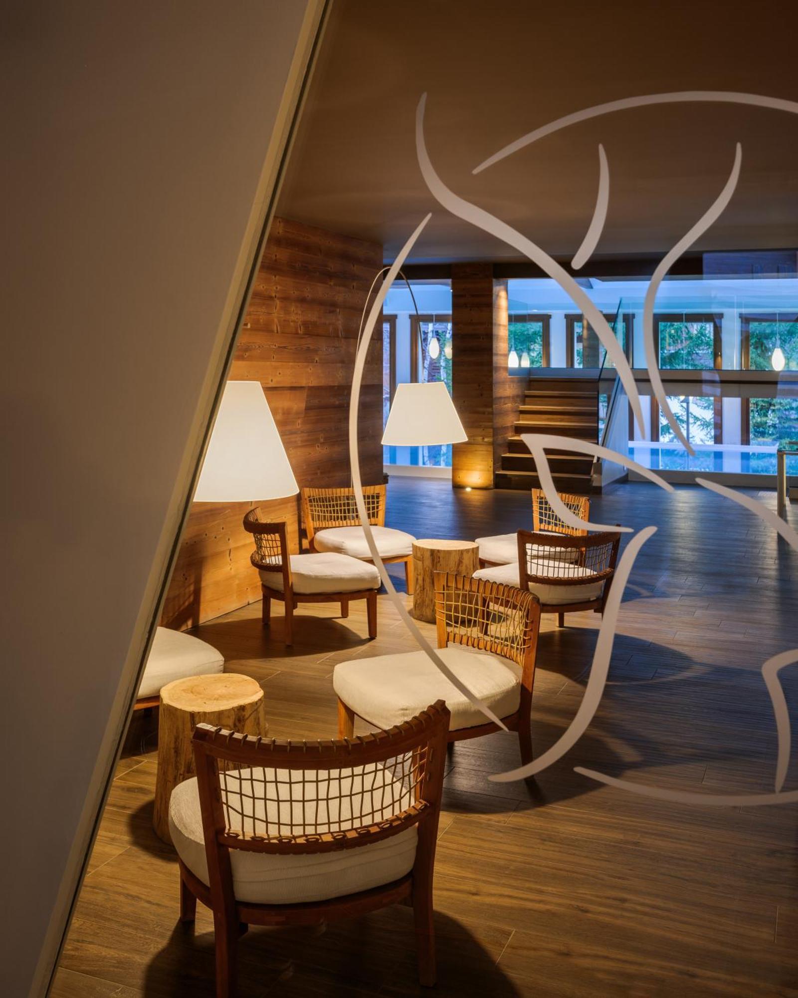 Montana Lodge & Spa, By R Collection Hotels Ла Туил Екстериор снимка