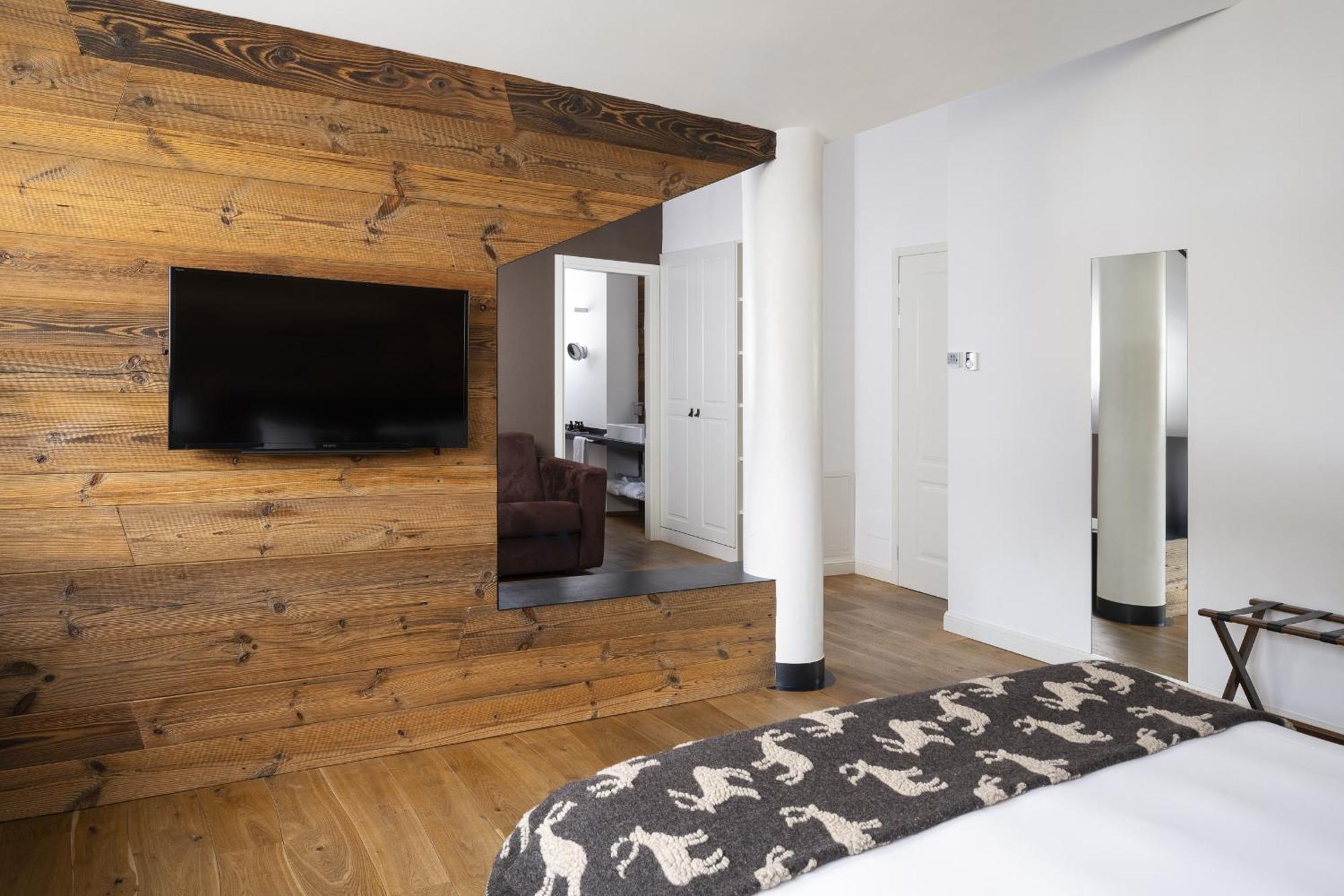 Montana Lodge & Spa, By R Collection Hotels Ла Туил Екстериор снимка
